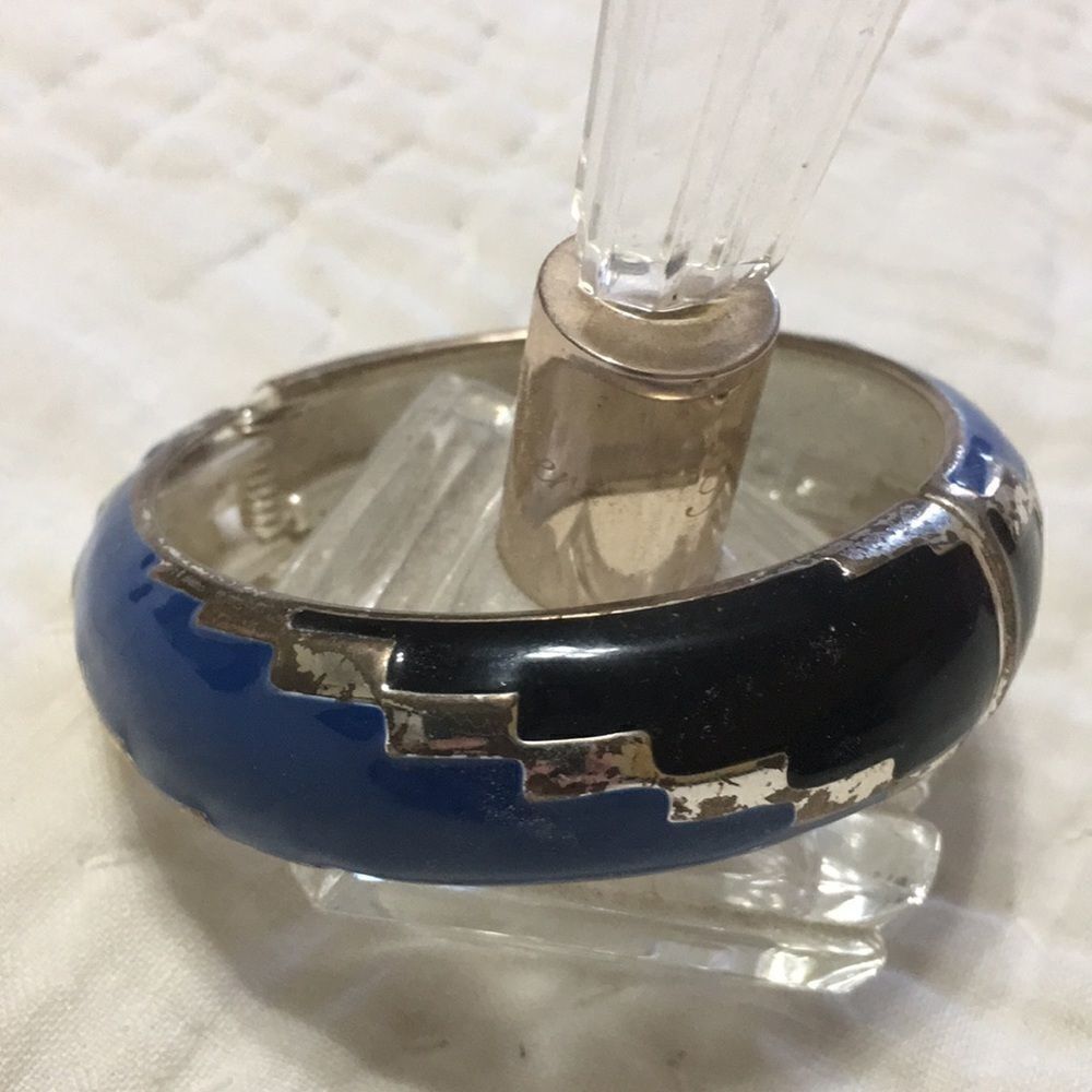 Vintage Enamel Bangle Bracelet